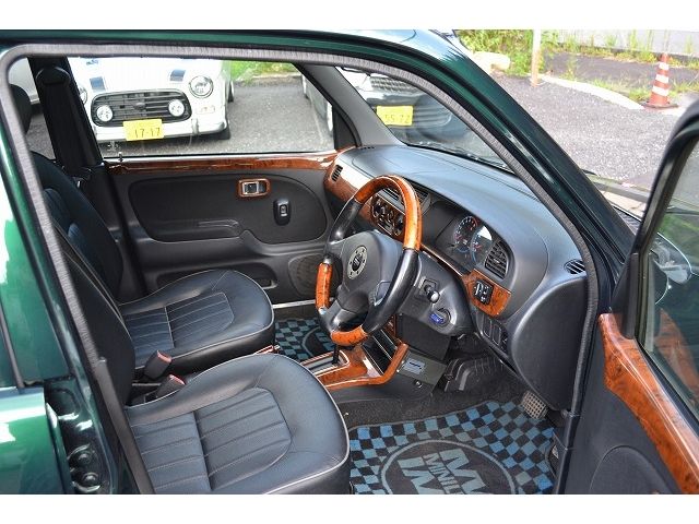 DAIHATSU MIRA GINO 2003