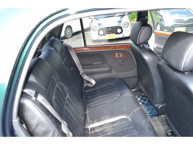 DAIHATSU MIRA GINO 2003