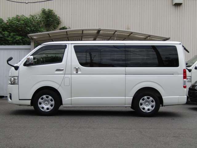 TOYOTA HIACE van 2WD 2022