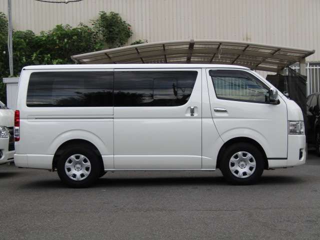 TOYOTA HIACE van 2WD 2022