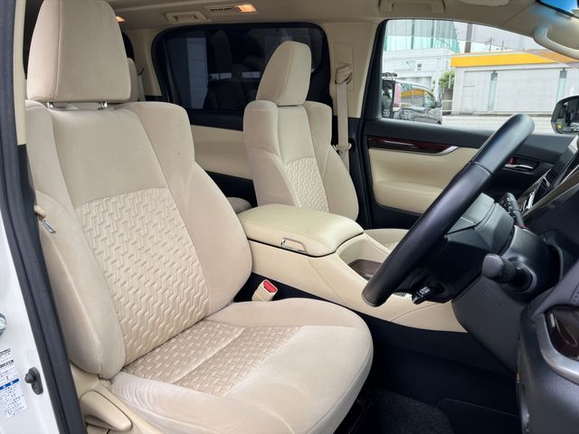 TOYOTA ALPHARD hybrid 4WD 2017