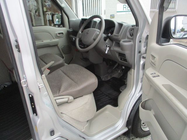 NISSAN NV100 CLIPPER 2023