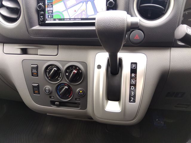 NISSAN NV350 CARAVAN 4WD 2021