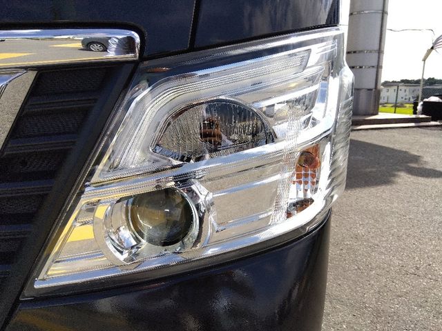 NISSAN NV350 CARAVAN 4WD 2021