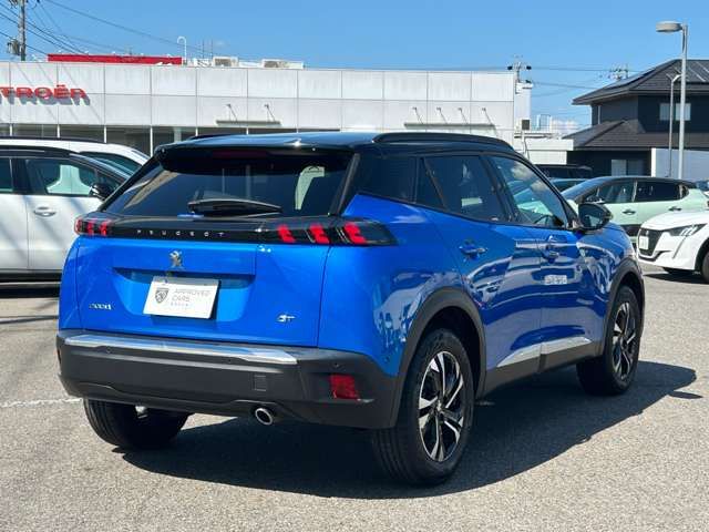 PEUGEOT PEUGEOT 2008 2022