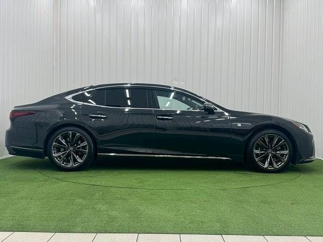 TOYOTA LEXUS LS500 2021