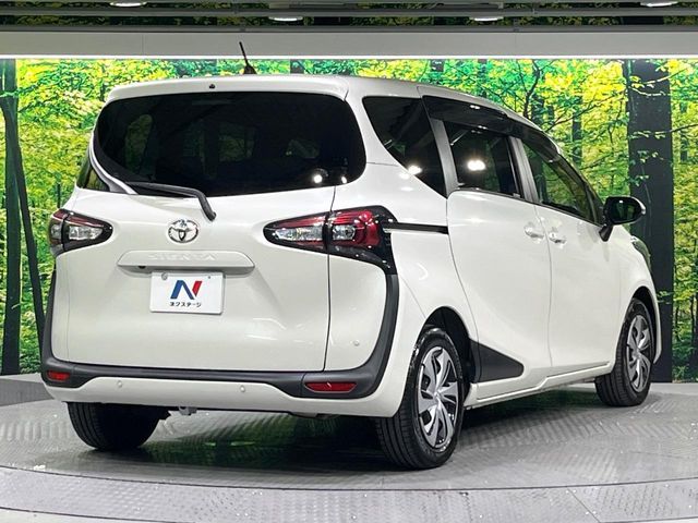 TOYOTA SIENTA 2019