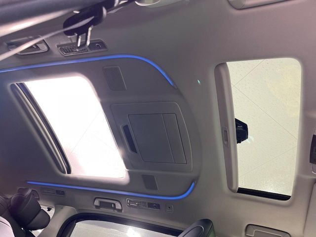 TOYOTA ALPHARD hybrid 4WD 2020