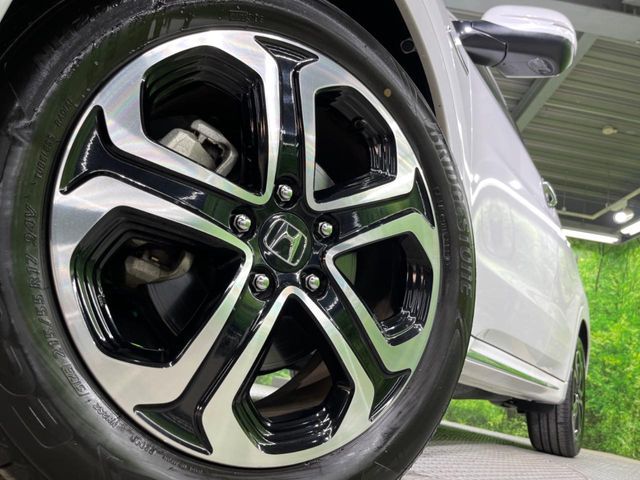 HONDA VEZEL HYBRID 2019