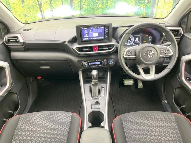 TOYOTA RAIZE HYBRID 2022