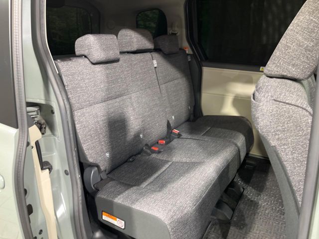 TOYOTA SIENTA HYBRID 2023