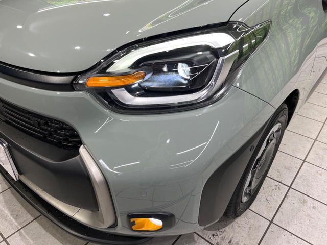 TOYOTA SIENTA HYBRID 2023