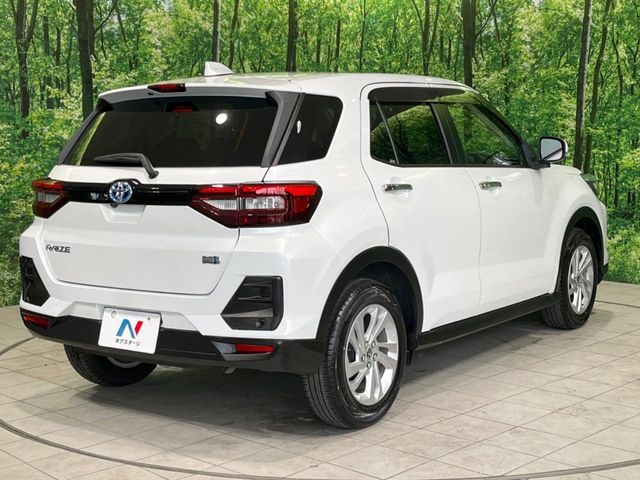 TOYOTA RAIZE HYBRID 2022