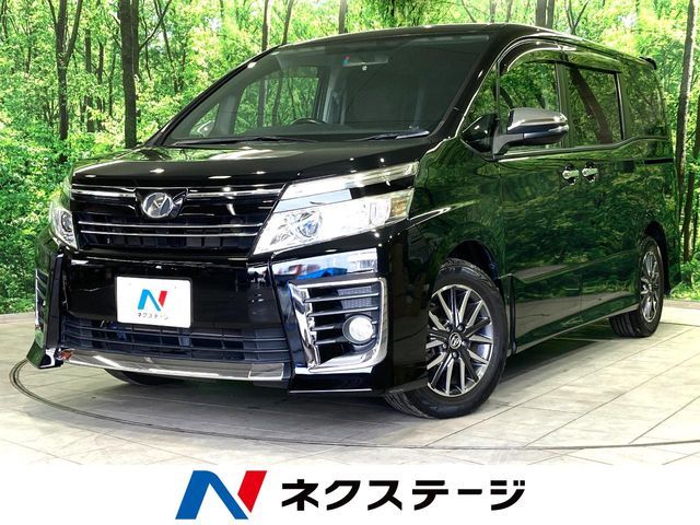 TOYOTA VOXY 2015