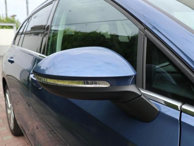 VOLKSWAGEN VOLKSWAGEN GOLF VARIANT 2025