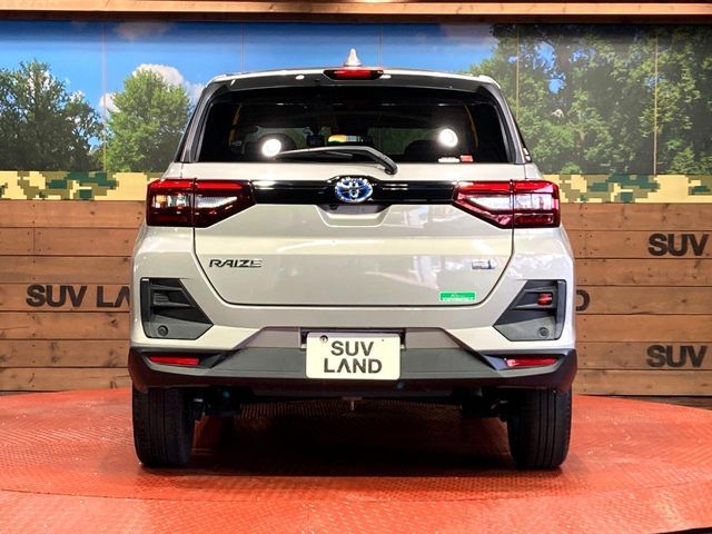 TOYOTA RAIZE HYBRID 2022