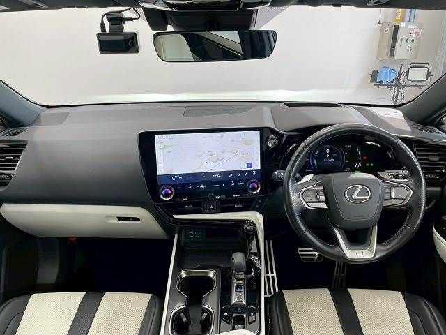 TOYOTA LEXUS NX350h 2023