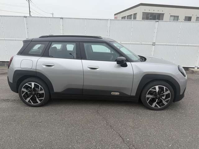 BMW MINI ACEMAN 2024