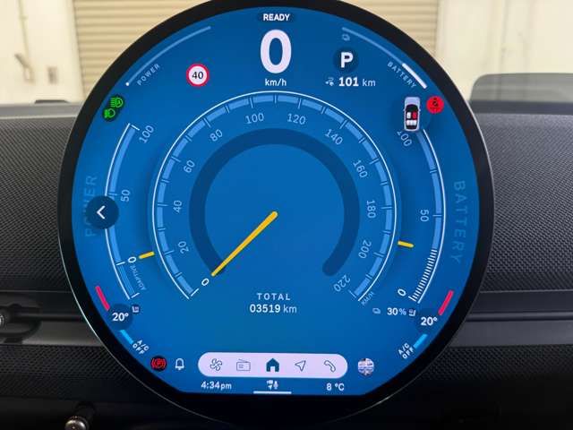 BMW MINI ACEMAN 2024