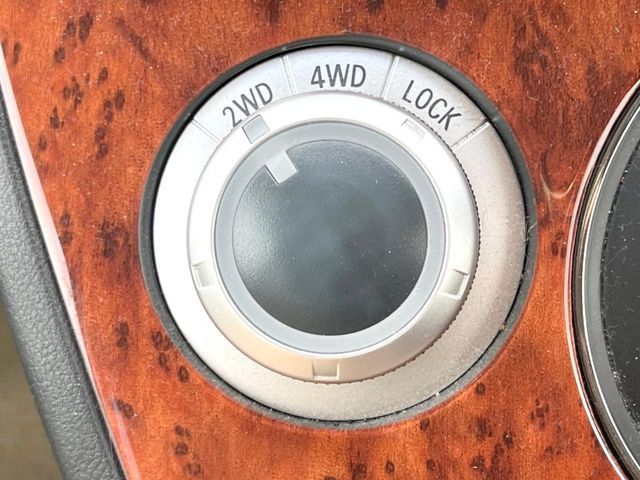 MITSUBISHI DELICA D:5 4WD 2010