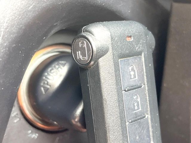 MITSUBISHI DELICA D:5 4WD 2010