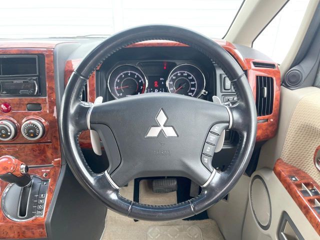 MITSUBISHI DELICA D:5 4WD 2010