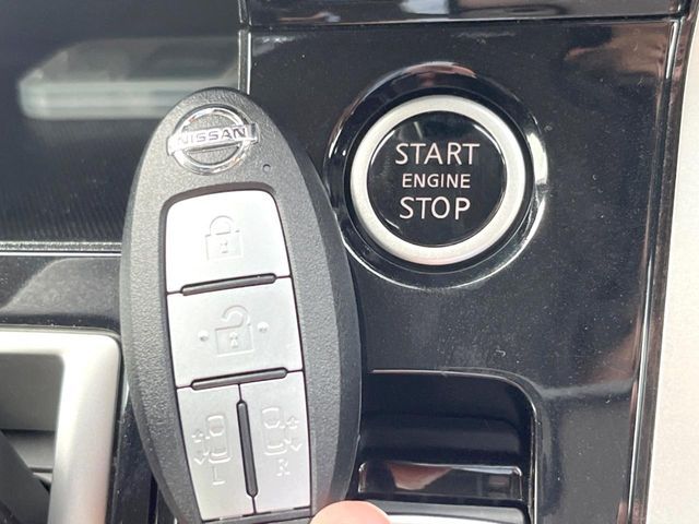 NISSAN SERENA  S-HYBRID 2018