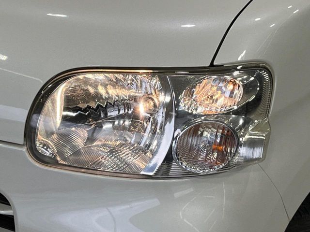 DAIHATSU TANTO 4WD 2010