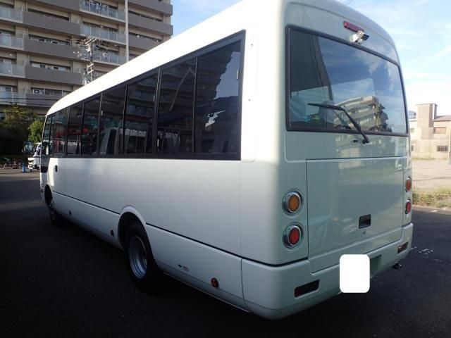 MITSUBISHI ROSA 2025