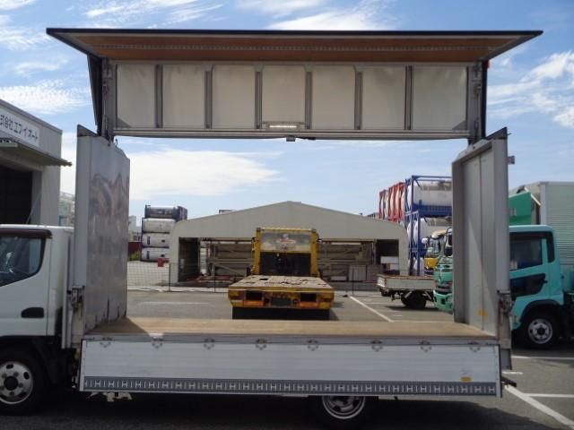 MITSUBISHI CANTER 2018