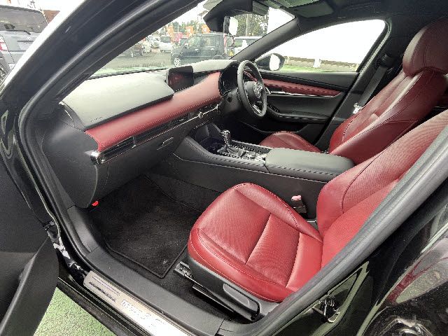 MAZDA MAZDA3 FASTBACK 2020