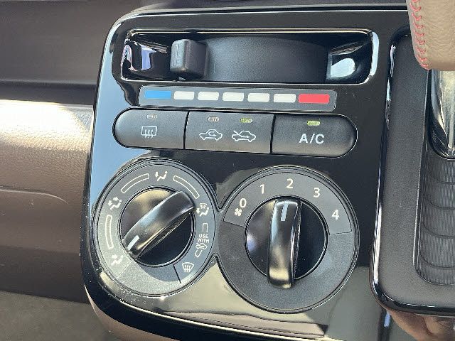 SUZUKI MR WAGON Wit 2015