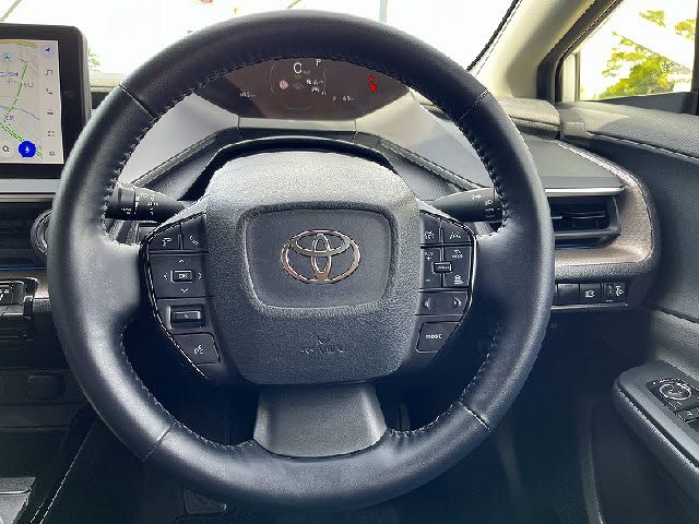 TOYOTA PRIUS 2023