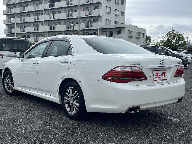 TOYOTA CROWN sedan 2011