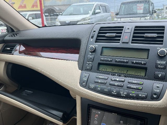 TOYOTA CROWN sedan 2011