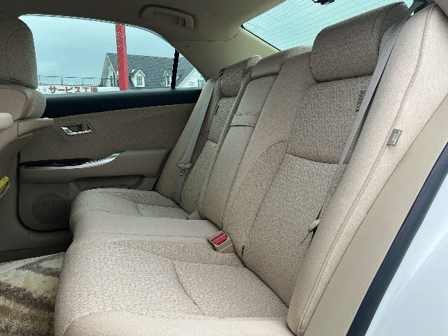 TOYOTA CROWN sedan 2011