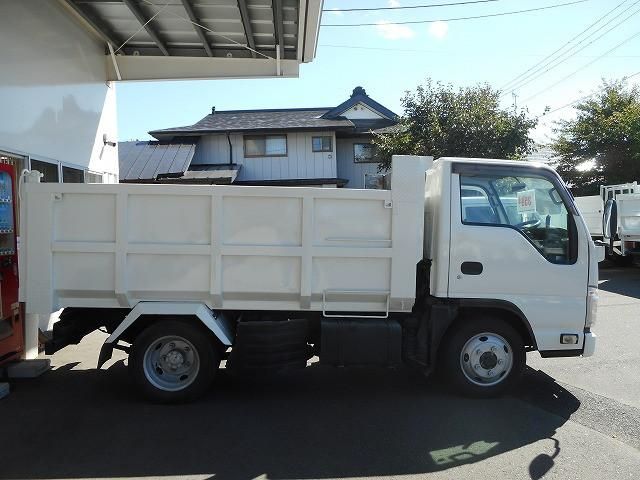ISUZU ELF 2012