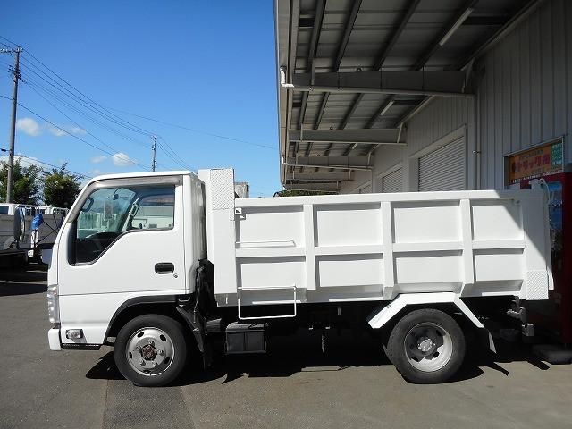 ISUZU ELF 2012