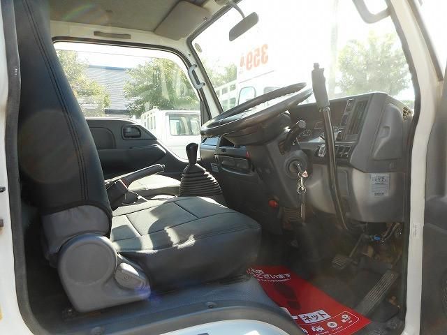 ISUZU ELF 2012