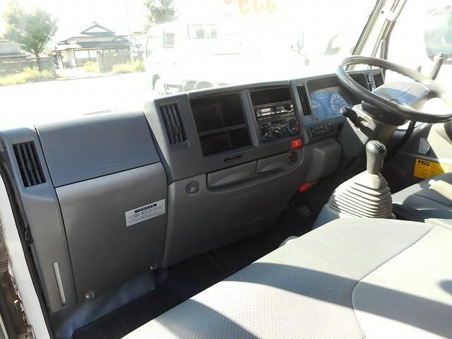 ISUZU ELF 2012