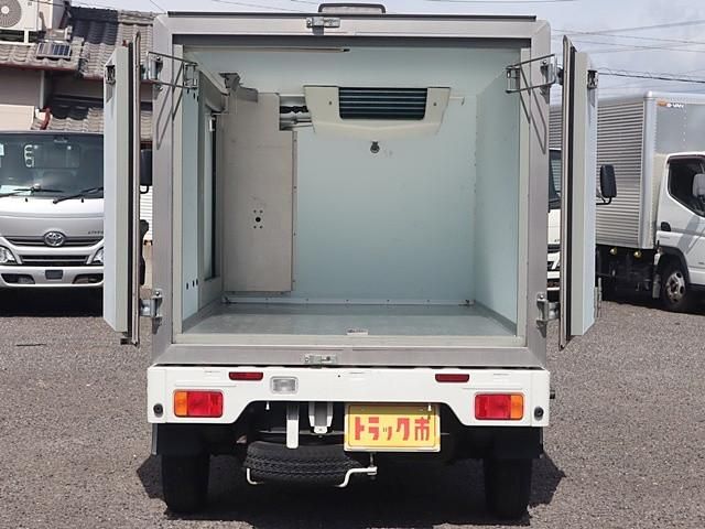SUZUKI CARRY truck 4WD 2015