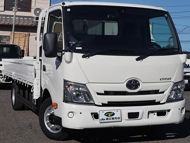 TOYOTA DYNA 2020