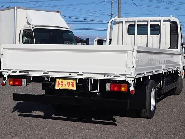 TOYOTA DYNA 2020