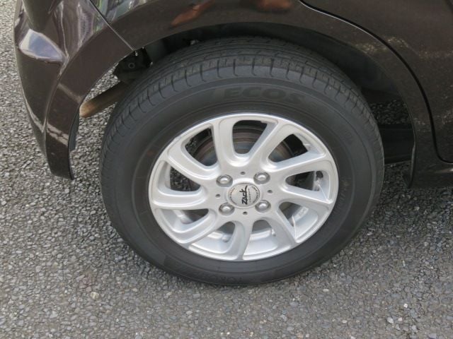 SUZUKI MR WAGON 2011