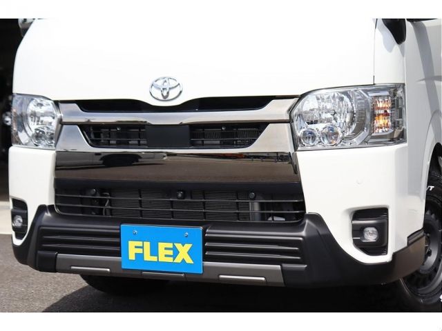 TOYOTA HIACE van 4WD 2024