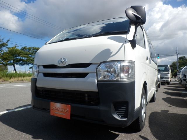 TOYOTA HIACE van 4WD 2014