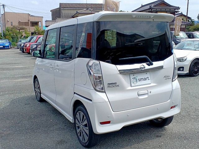 NISSAN DAYZ ROOX 2018