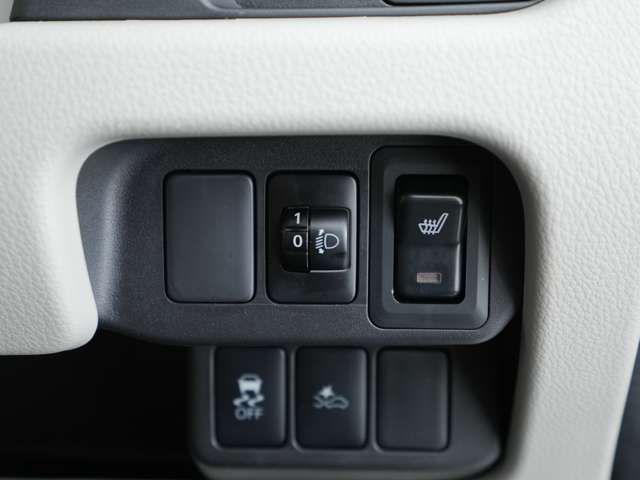 MITSUBISHI eK WAGON 4WD 2018