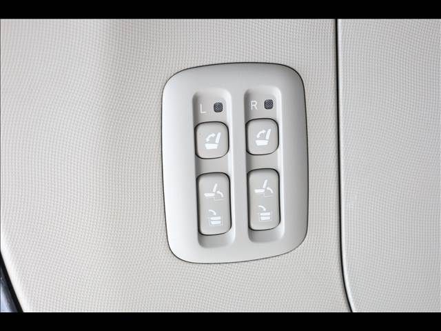 TOYOTA ESTIMA HYBRID 4WD 2010