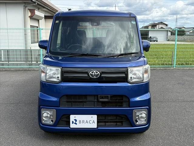 TOYOTA PIXIS MEGA 2017